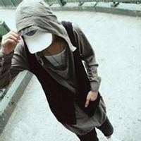 梁红演唱邓丽君的经典歌曲《独上西楼》,一首