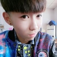 活泼美女翻唱粤语经典《皇后大道东》人美歌甜