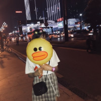 我可以带你去吃很多很多好东西