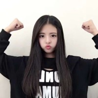 又是一个比较火的手势舞,大家喜欢的话给个小