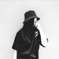 天台的风真的很舒服,很喜欢学校的天台