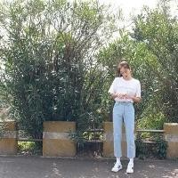 大姐葫芦丝独奏一首《骏马奔驰保边疆》好听,