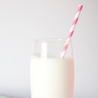 《你好乔安》戚薇知晓房间有女人,却在外收拾