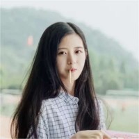 用粤语介绍歌曲《爱上你等于爱上寂寞》一边吃