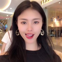 石头剪刀布和一只小白兔