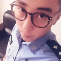 老爷子看我跳鬼步舞,他非得学,老太君拉都拉不