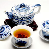 你是第一个给我捏脚的人,感动的流泪