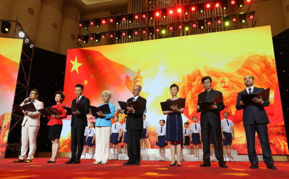 听!最强播音员主持人阵容 带来最好听的语文