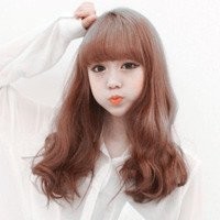 金毛轮胎天天缠着姥爷吃烧烤,真像馋嘴的小孩