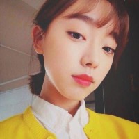 三十岁富婆年薪50万,爱上十九岁穷小子,发誓分