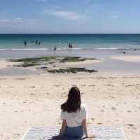 励志!女子只能爬行 创业年收入500万元