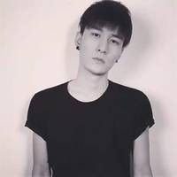 刘德华捐款5000万,周润发裸捐,她捐款近100亿