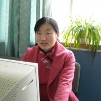 夏天燥热,孩子喜欢光脚走路到底好不好,这3点