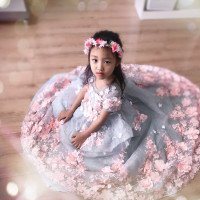 消防员们开动消防车去灭火了,儿童英文启蒙动画片