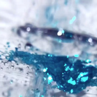 修医生因为长时间的加班熬夜和应酬,心脏病发