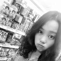 韩国大胃王Dorothy欧尼,吃煎牛扒和甜辣酱拌面