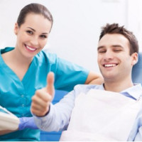 江西山体滑坡 致列车脱轨