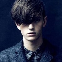 东莞电子厂妹子在排练中秋节目,跳的比陕西广