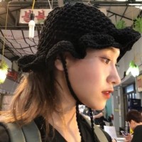 离婚五年,8岁单亲女孩含泪一首歌唱给父亲,唱