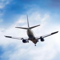 美女吃播微笑姐,一桌子的水果大餐,小口小口的