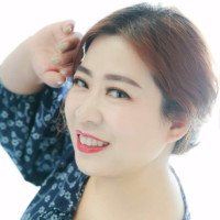 她对青年人来说是婴儿期,对中年人来说是青年