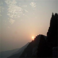 姐姐辅导妹妹写作业,没想到随后发生这事,真是