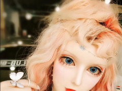 回忆秀迪丽拉肤白貌美谁注意到她脚脖子了这是用了一袋面