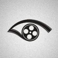 日本鬼子正在糟蹋妇女,美女冲进去就是一顿暴