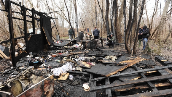 ʥ��ҹ�����׶��������� 6�����˱��������