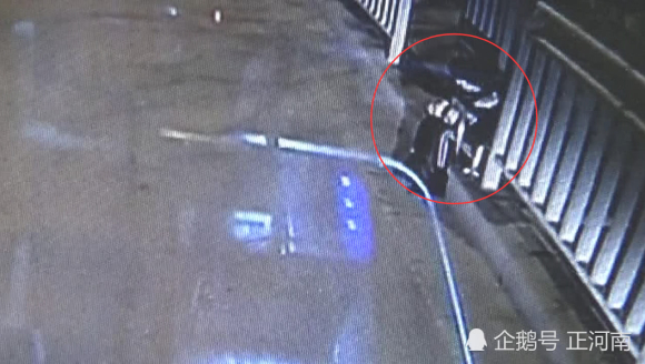 Ů������̱��·�ߣ�·��С��ͣ���ͷ����£�֮��Ĺ���������Ŀ��