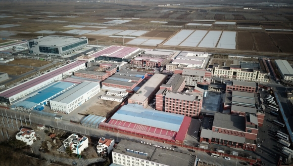 ʵ��Ȩ������ҵ���� �ſ�С�곧��ֱ�����Ʒ�