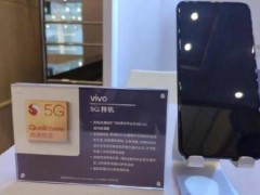 久未谋面的刘强东发了一条朋友圈,引起众多人