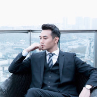 女孩子为什么哭了呢?99977到底是什么意思?