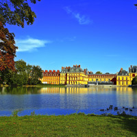 向佐和郭碧婷情人节上直播,向佐说在看房子,碧