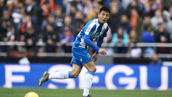 正直播西甲西班牙人1-1韦斯卡 武磊凌空抽射险