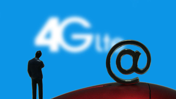 员工庆祝老板儿子参军 放高空礼花弹被拘留