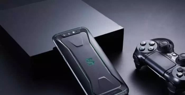 红魔三代强势抢戏黑鲨2代,努比亚玩的高啊!