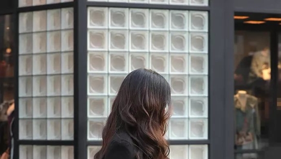 ���ģ���ͷϸ�߸���Ь��ȹװ������Ů��������