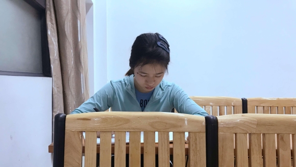 Ů��ѧ��У԰������һ����һ��Ǯ�����ơ�������ʩ������Ǯ�ȵܵ�