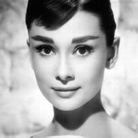 景甜素颜直播清唱王心凌的《当你》,头上的发