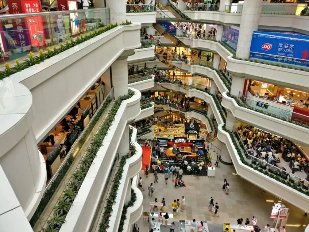 更别说地下车库了 平时去阜阳商圈 万达广场,千百意,商厦国贸,步行街