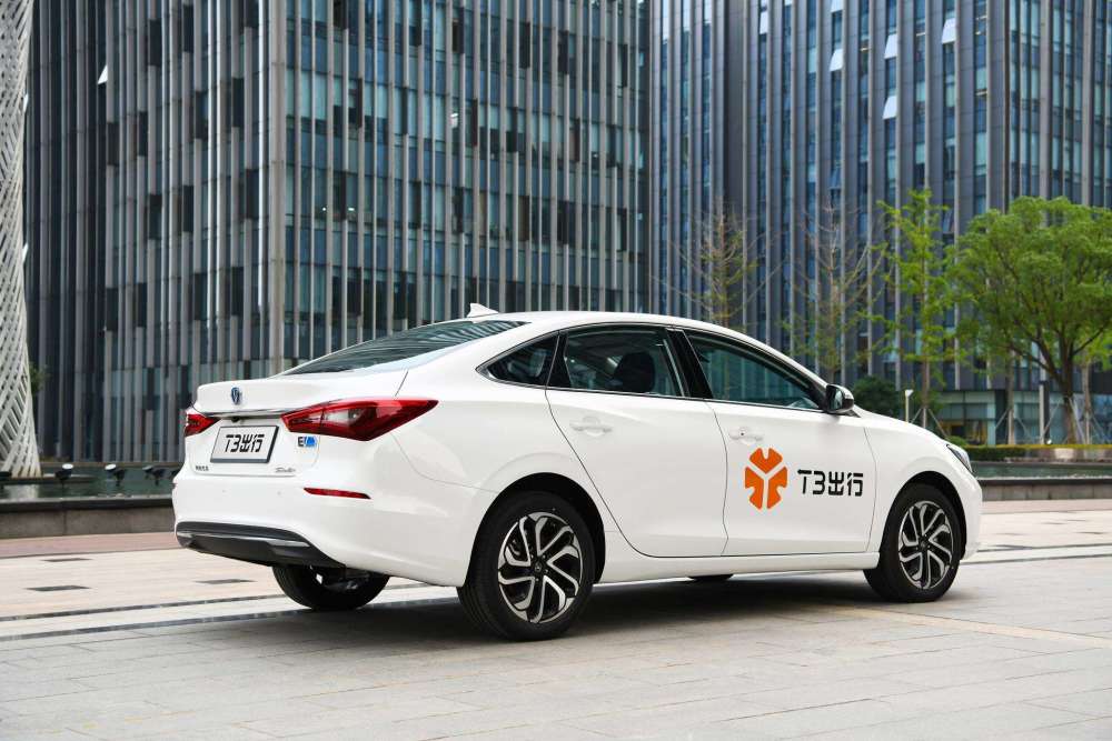 t3出行的车辆是集中采购的定制化,智能化的新能源车型,同时,t3出行还