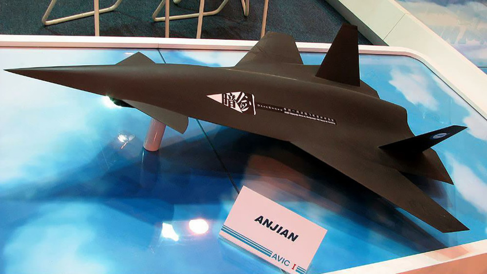 中国推出首架超音速无人机配件5倍音速起步