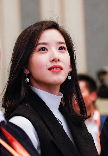 章泽天能被英国剑桥大学录取,一点都不意外,说不准可以成为英国剑桥