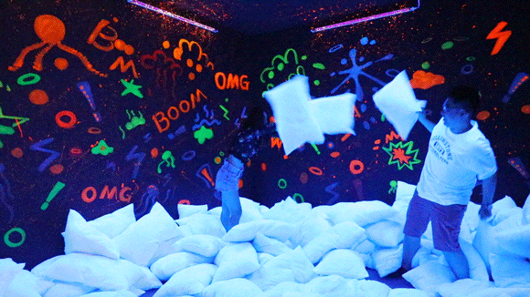 你再也不用自己扛着压力了,尽情释放吧!