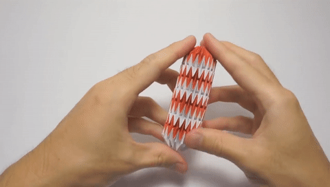 视频教你折魔法球长方形一秒变圆形