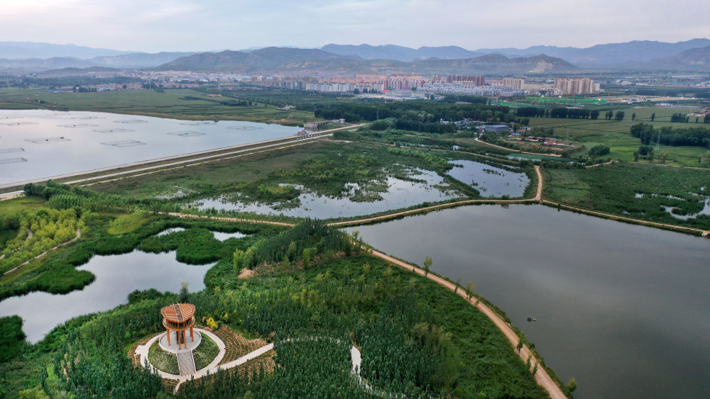 山西广灵湿地颐养塞上水城