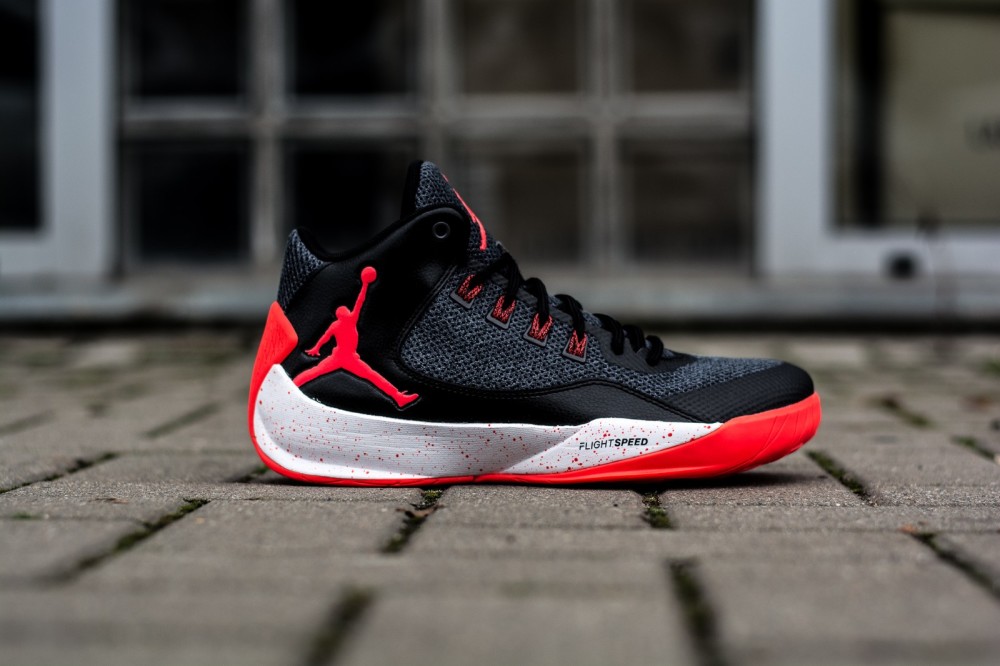 5双"高性价比"的中端篮球鞋!哪一双会让你心动呢?