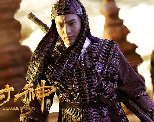 4个版本二郎神:焦恩俊帅气,冯绍峰威武,黄晓明一言难尽