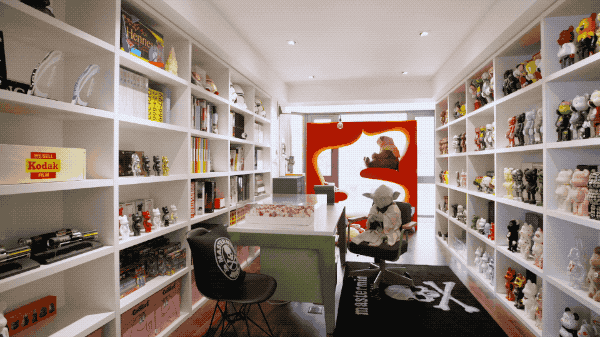 玩具|他在西湖边买200㎡豪宅，4年不住人，堆满的玩具总价超房子